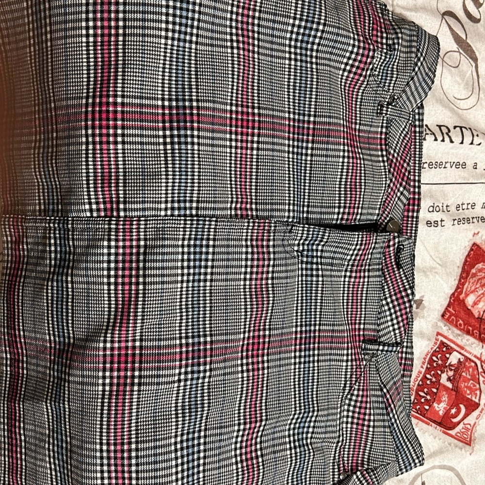 Plaid mini skirt